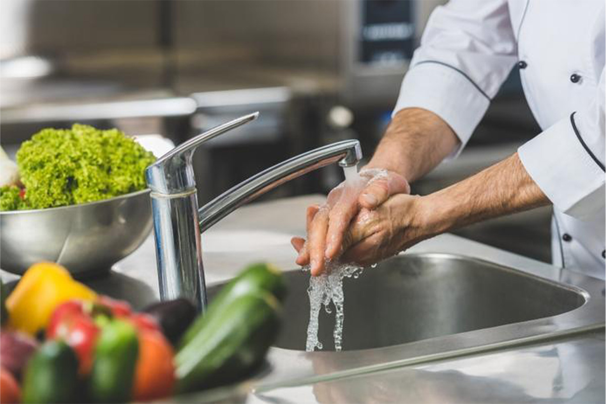 بهداشت رستوران - شستن دست ها