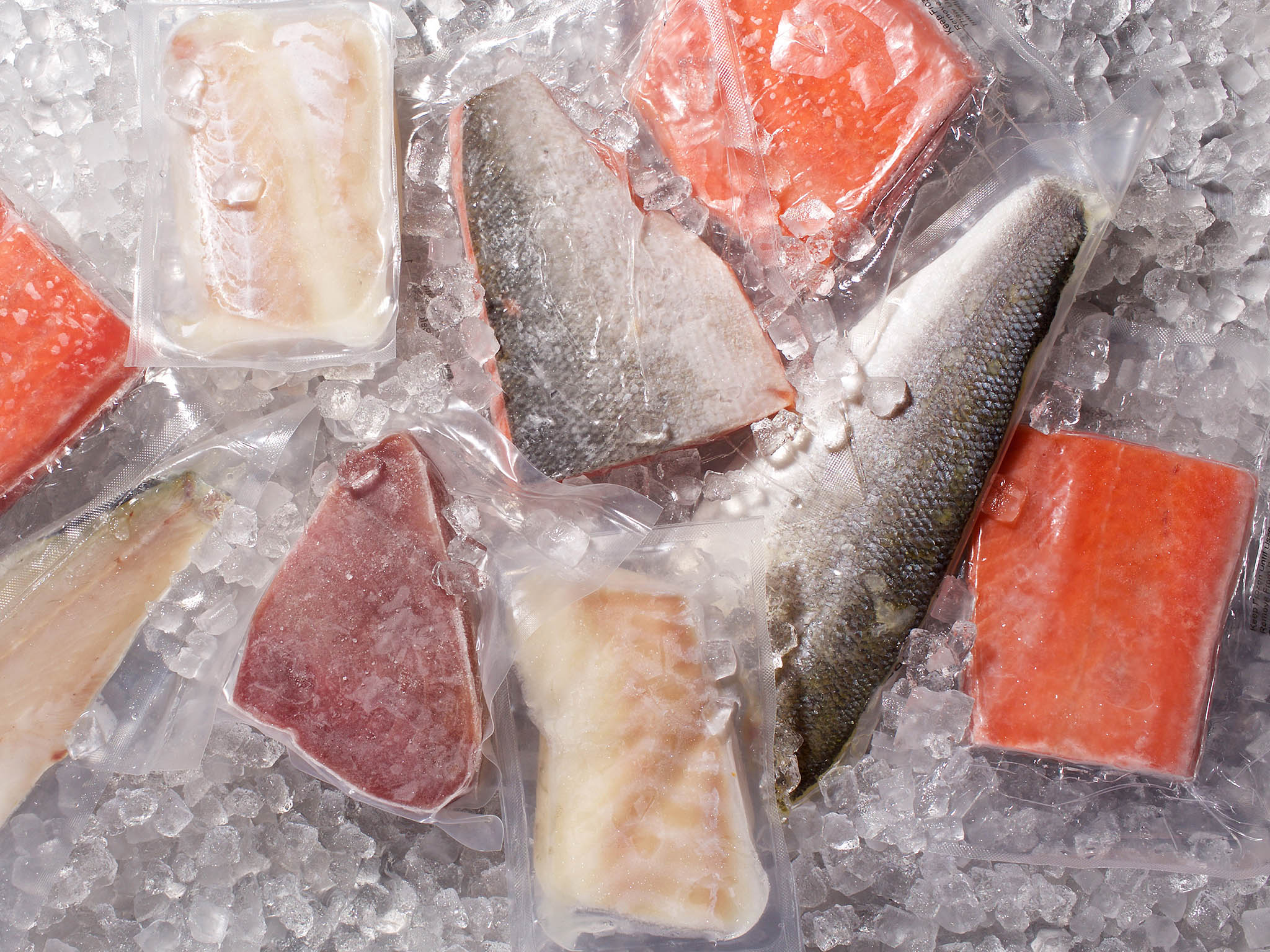 یخ زدایی ماهی های منجمد