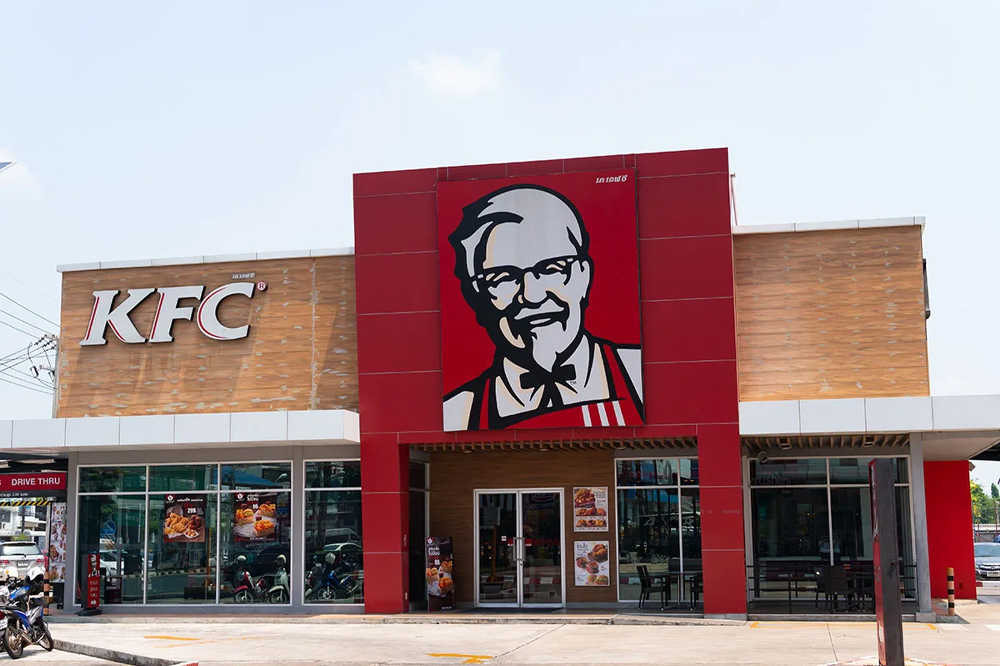 KFC تاریخچه رستوران زنجیره ای 